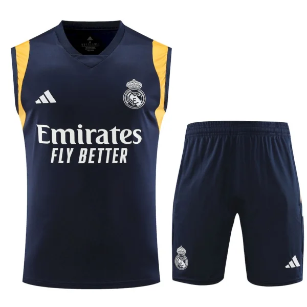 Conjunto Real Madrid 2023/24 (Regata + Short)
