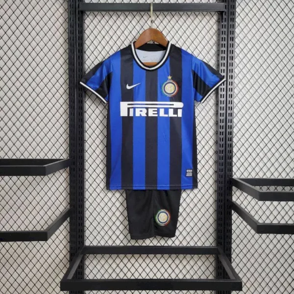 Conjunto Infantil Retrô Inter de Milão I 2009/10 (Camisa + Short)